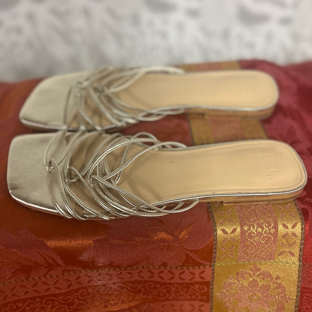 Women Marc Fisher Slide Sandal